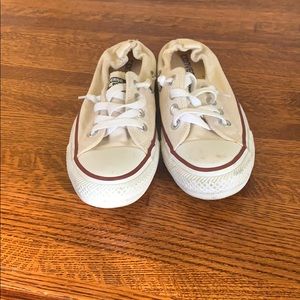 Very gently used Converse women sneakers